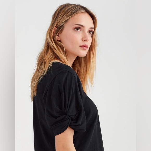 7 For All Mankind Twist Sleeve Tee, Size M - Picture 3 of 11